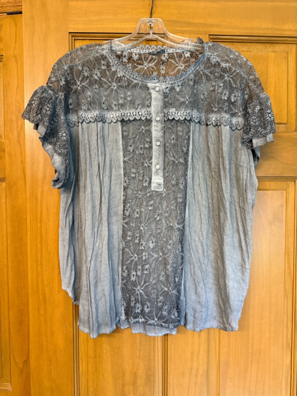 POL Gray Lace Yoke Short Sleeve Blouse